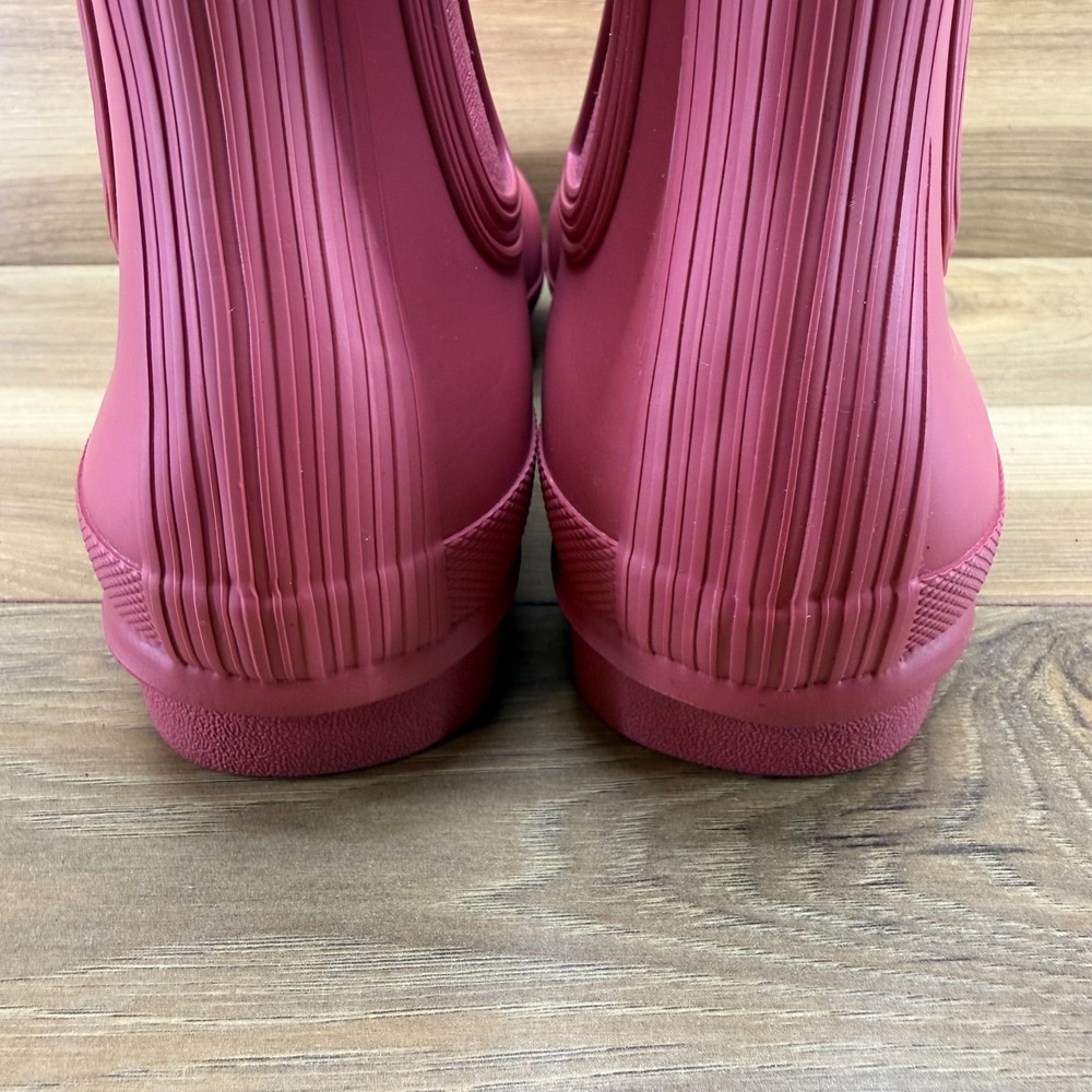 Hunter Chelsea Boots Pink Matte 8 EU 39 Waterproof Modern Minimalist Rain Casual - Picture 7 of 12